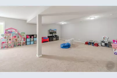 313 Monument Road, Elgin, IL 60124 - Photo 58