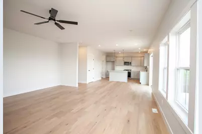 109 Dugan Trail, Downs, IL 61736 - Photo 6