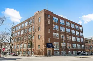 1733 W Irving Park Rd, Chicago, IL 60613 - Photo 1