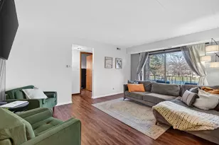 14015 Laramie Ave, Crestwood, IL 60418 - Photo 4