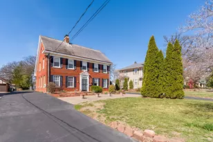 2210 30th St, Rock Island, IL 61201 - Photo 34