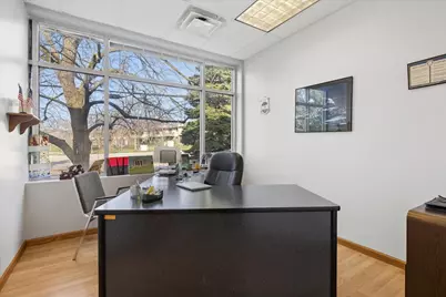 800 E Woodfield Road #117, Schaumburg, IL 60173 - Photo 4