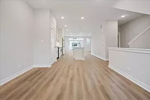 186 Lilah Ct, Des Plaines, IL 60016 - Photo 8