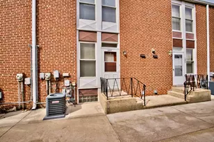 1857 Pine St, Des Plaines, IL 60018 - Photo 4