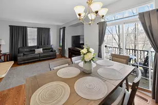 1701 Deer Pointe Dr, South Elgin, IL 60177 - Photo 6