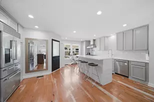 2448 Emily Ln, Elgin, IL 60124 - Photo 10