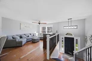 2448 Emily Ln, Elgin, IL 60124 - Photo 4