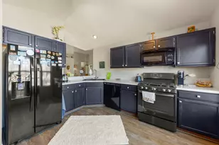 30W002 Willow Ct, Warrenville, IL 60555 - Photo 10