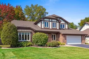 2S534 Danbury Dr, Glen Ellyn, IL 60137 - Photo 26