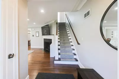 527 E Mayfair Road, Arlington Heights, IL 60005 - Photo 2