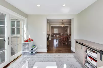 527 E Mayfair Road, Arlington Heights, IL 60005 - Photo 14