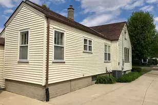 454 E Lincoln St, Princeton, IL 61356 - Photo 2