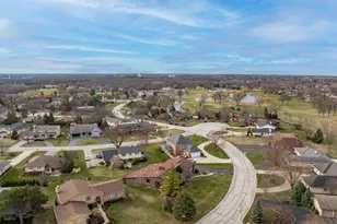 8405 Carriage Green Dr, Darien, IL 60561 - Photo 38