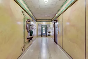 5040 N Marine Dr, Chicago, IL 60640 - Photo 10