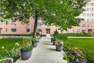 5040 N Marine Dr, Chicago, IL 60640 - Photo 30