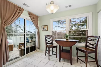 1675 Grosvenor Circle #C, Wheaton, IL 60189 - Photo 10