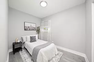 819 E 98th Pl, Chicago, IL 60628 - Photo 28