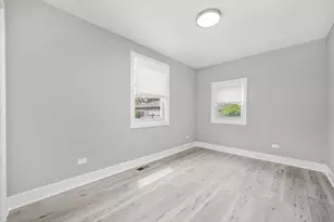 819 E 98th Pl, Chicago, IL 60628 - Photo 44