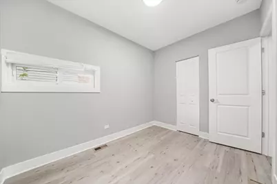 819 E 98th Place, Chicago, IL 60628 - Photo 36