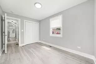 819 E 98th Pl, Chicago, IL 60628 - Photo 34