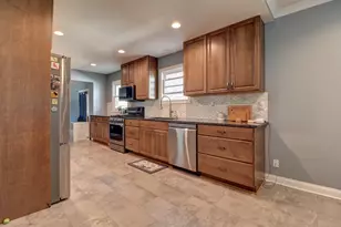 1501 1st Ave, Sterling, IL 61081 - Photo 6