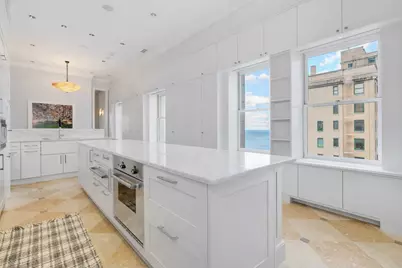 189 E Lake Shore Drive #PH18, Chicago, IL 60611 - Photo 26