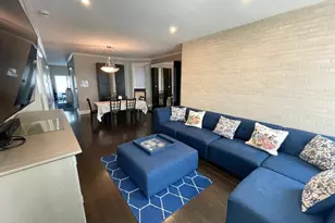 3839 N Hamlin Ave, Chicago, IL 60618 - Photo 8