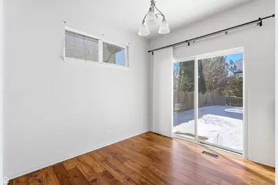 487 W Hamlin Lane, Round Lake, IL 60073 - Photo 6