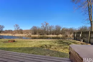 1319 Nippersink Dr, Spring Grove, IL 60081 - Photo 10