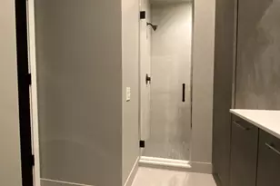 1900 W North Ave, Chicago, IL 60622 - Photo 10