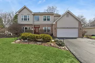 411 Oak Grove Cir, Wauconda, IL 60084 - Photo 1