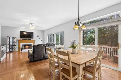 411 Oak Grove Circle, Wauconda, IL 60084 - Photo 10