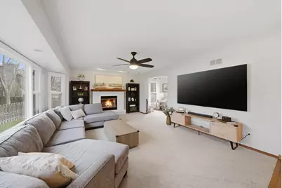 18716 W Jasmine Court, Grayslake, IL 60030 - Photo 10