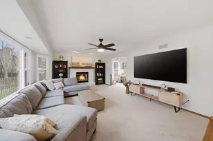 18716 W Jasmine Ct, Grayslake, IL 60030 - Photo 10