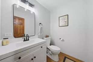 18716 W Jasmine Ct, Grayslake, IL 60030 - Photo 16