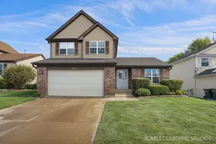 1222 Goldenrod Ln, Hoffman Estates, IL 60192 - Photo 1