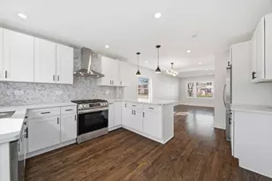 7851 Suburban Ln, Bridgeview, IL 60455 - Photo 12