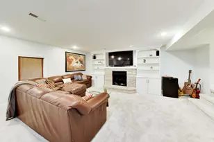 1414 Canterbury Ln, Glenview, IL 60025 - Photo 34