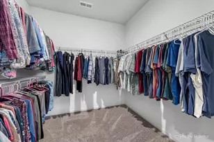 243 Durham St, North Aurora, IL 60542 - Photo 28