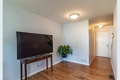 1577 Pinetree Drive, Gurnee, IL 60031 - Photo 6