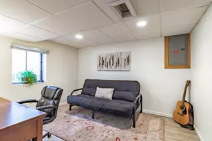 1577 Pinetree Dr, Gurnee, IL 60031 - Photo 28