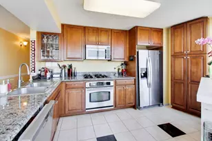 1720 Maple Ave, Evanston, IL 60201 - Photo 12