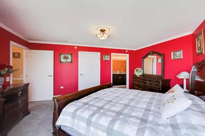 1720 Maple Avenue #2420, Evanston, IL 60201 - Photo 18