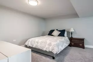 803 S Maple Ave, Oak Park, IL 60304 - Photo 22