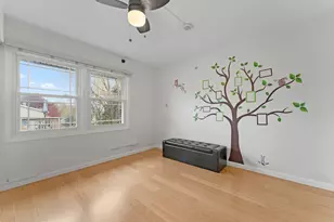 309 Plymouth Ln NW, Bloomingdale, IL 60108 - Photo 8