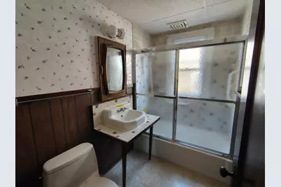 [Address not provided], Libertyville, IL 60048 - Photo 18