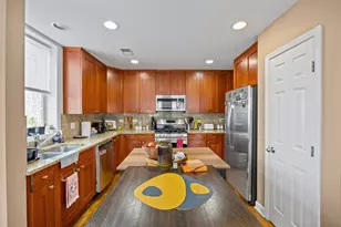 2622 W Diversey Ave, Chicago, IL 60647 - Photo 6