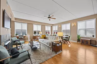 2622 W Diversey Ave, Chicago, IL 60647 - Photo 2