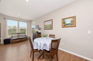 3203 Sweetgrass Cir, Aurora, IL 60503 - Photo 4