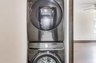 6544 N Albany Ave, Chicago, IL 60645 - Photo 10